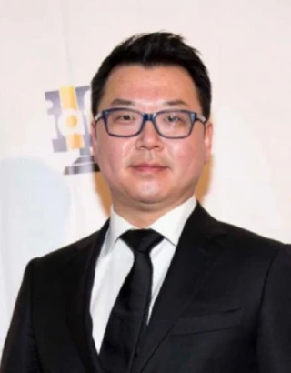 Lewis Taewan Kim