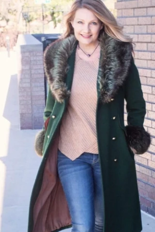 Lesa Wolfe
