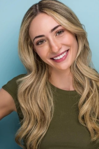 Nicolette Fino