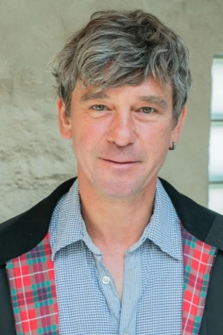 Peter Schneider