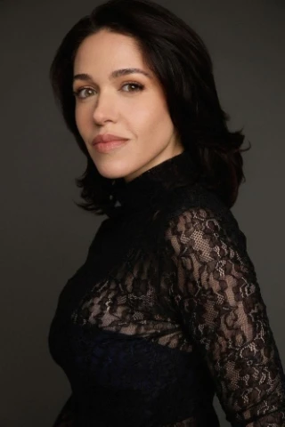 Juliana James