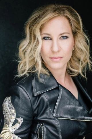 Gwenm Carsley