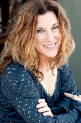Leigh Hennessy
