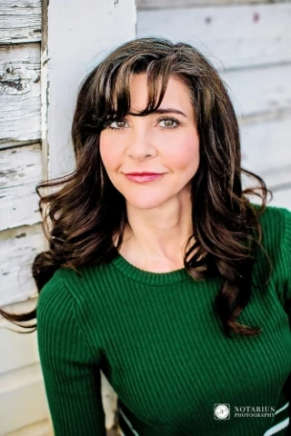 Zena Dell Lowe