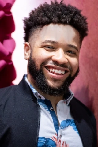 Cedwan Hooks
