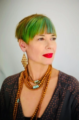 Julie Fulton