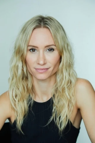 Phoebe Plasto