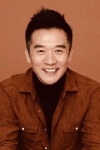 Zhizhong Huang