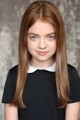 Amelie Zazik