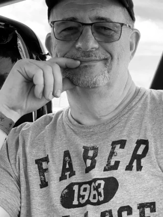 Elliott Dreznick