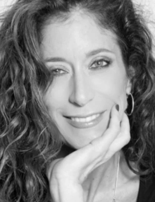 Leslie Charles