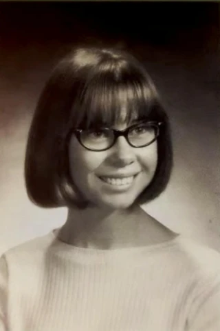 Linda Sue Adkins
