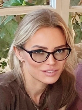 Jun Hoskulds