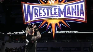 Orton battles Styles for the right to go to The Showcase of the Immortals