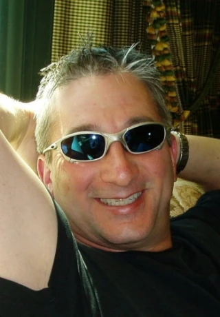 Daniel Sweazen