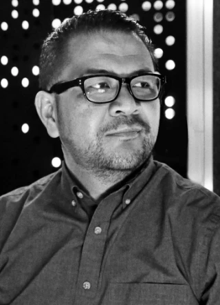 Louie del Carmen
