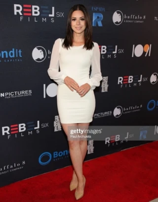 Leila Almas Rose