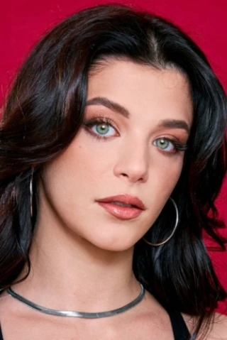 Jade Maris