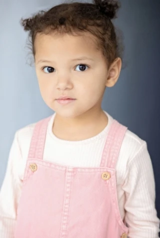 Elodie Clarke