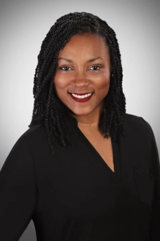 Danette Linicomn