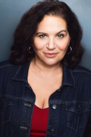 Leesa Castaneda