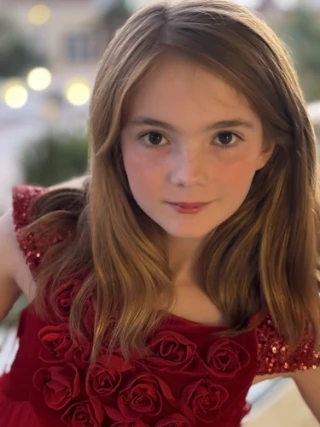Anais McCabe