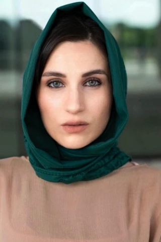 Layah Shirazi