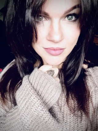 Corinne Costa