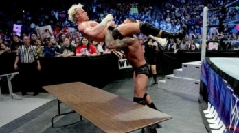 Orton clocks in and sets the table for WWE TLC