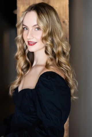 Samantha Hutchings