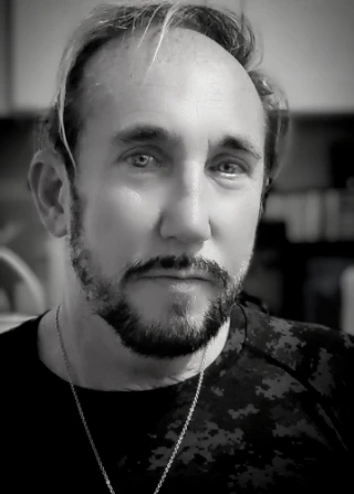 Todd Layne Thompson