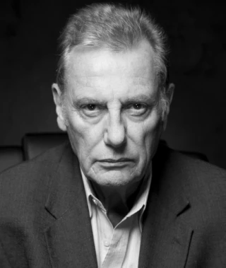 Paul Darrow