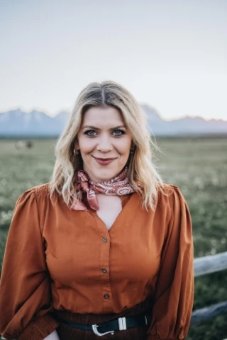 Laura Husband