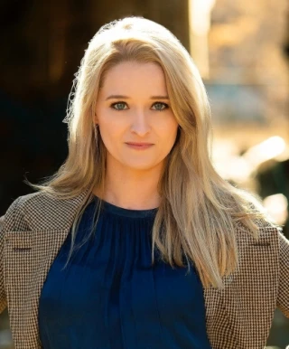 Seanna Ladd