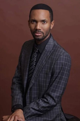 Valdez Williams