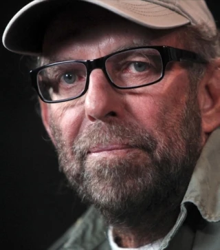 Dennis Davern