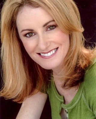 Shannon Holt