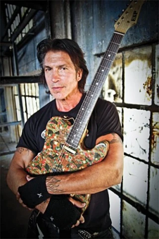 George Lynch