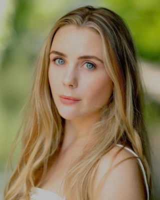 Sarah Eve