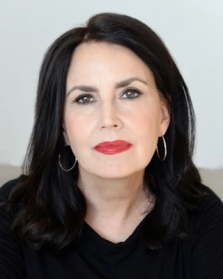 Lizabeth Allen