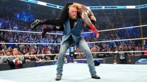 Brock Lesnar shocks Roman Reigns with jaw-dropping return