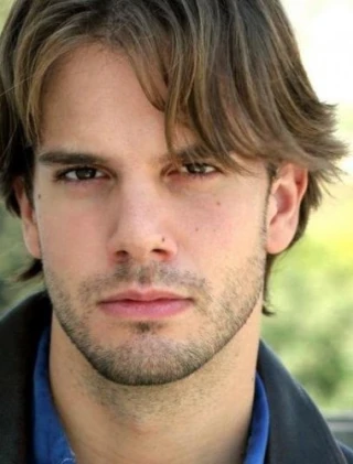 Adam Kalesperis