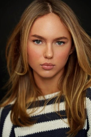 Carly Connors