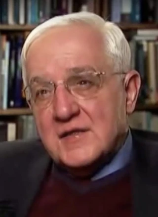 Luis Navia