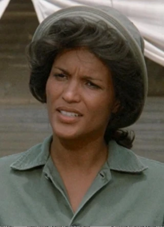 Gwen Farrell