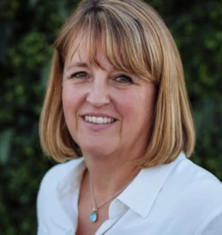 Louise Hussey