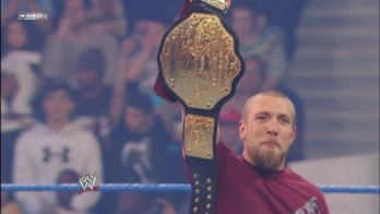 New champions ride into SmackDown