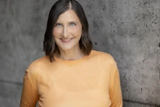 Lori Ravensborg