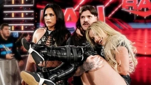 Liv Morgan escapes MITB cash-in attempt!