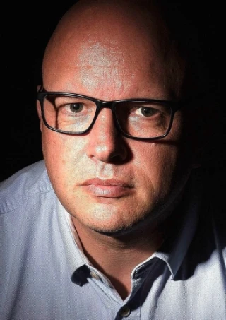 Robert Eames